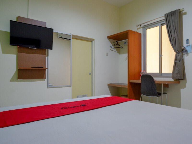 Oyo 3746 Double Tree Guesthouse Purwokerto Exterior foto